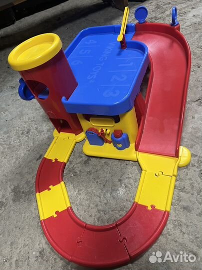 Игрушки в песочницу и парковка