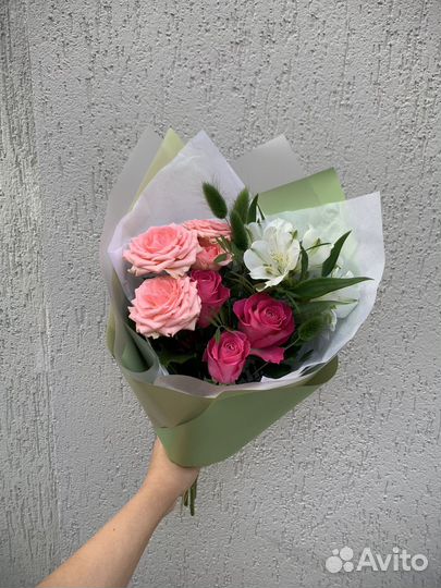 Букет комплимент. Цветы с доставкой