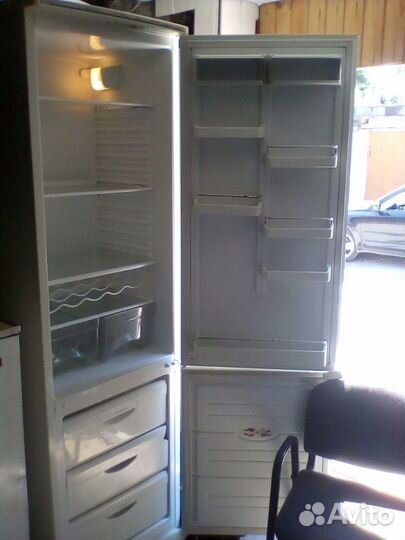 Холодильник Атлант выс 2 метра