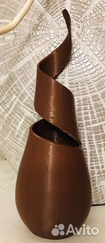 Статуэтка ваза