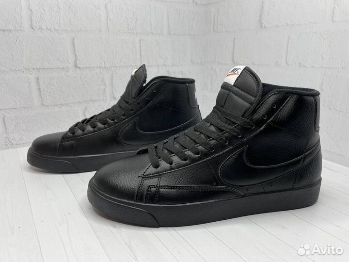 Кроссовки Nike Blazer luxe