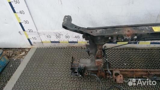 Передняя панель крепления облицовки (телевизор) ni