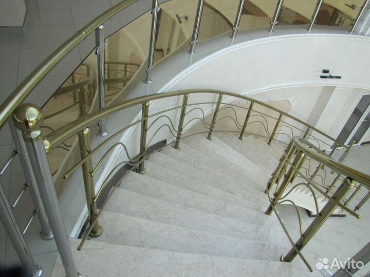 Стеклянные перила