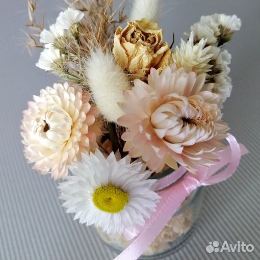 Нежная композиция в баночке