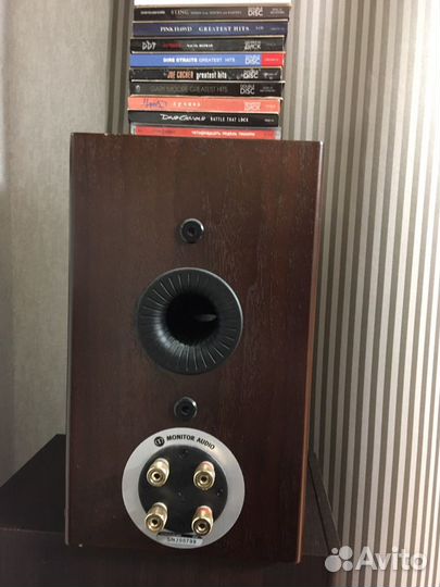 Акустика Monitor Audio Silver1