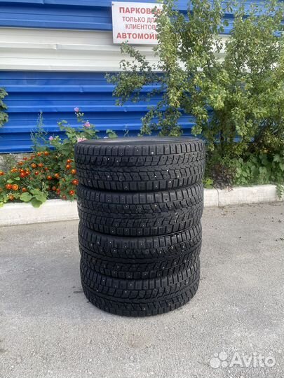 Dunlop SP Winter Ice 01 185/65 R15