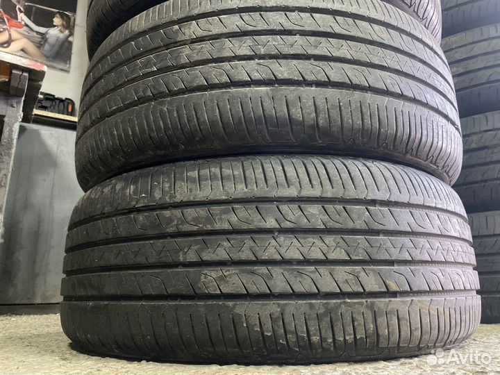 Goodyear EfficientGrip Performance SUV 235/50 R19 99V