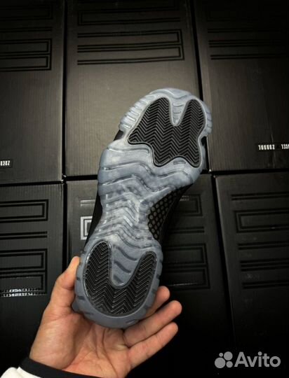 Кроссовки мужские Air Jordan 11 Cap and Gown