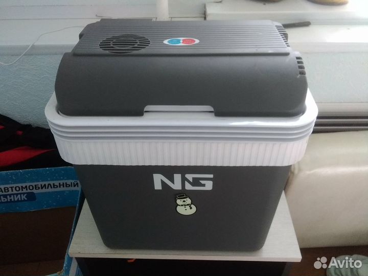 Автомобильный холодильник 12 -220 вольт