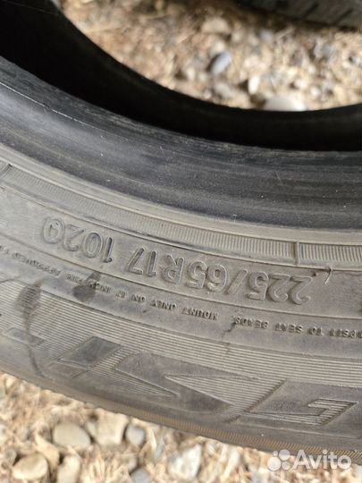 Toyo Ice Frontage 225/65 R17 102Q