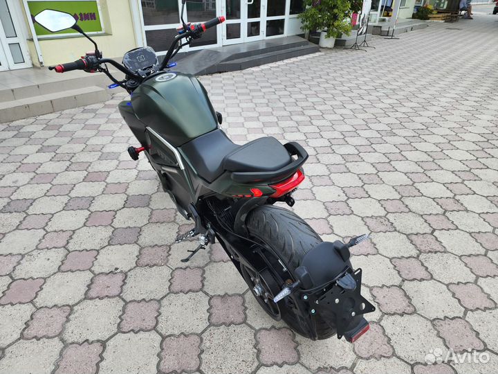 Электросамокат - Ducati Diavel
