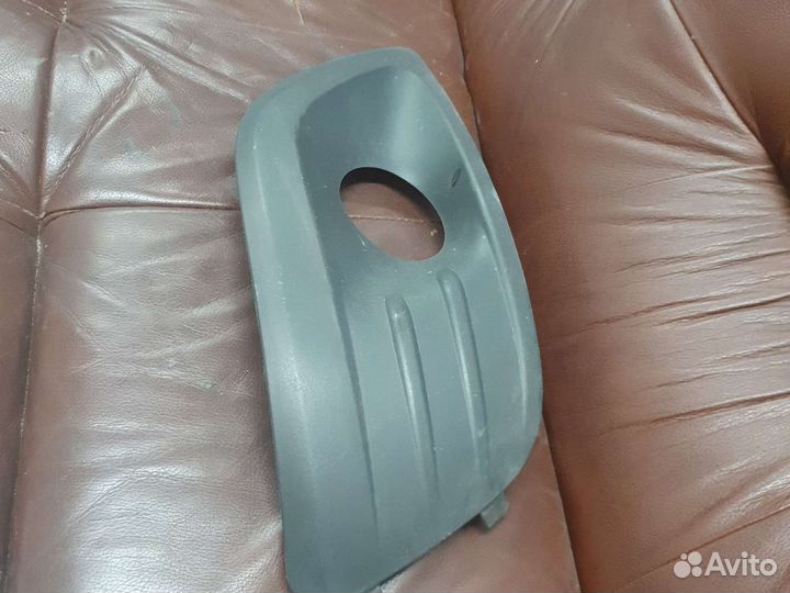 Накладка противатуманной фары ларгус кросс