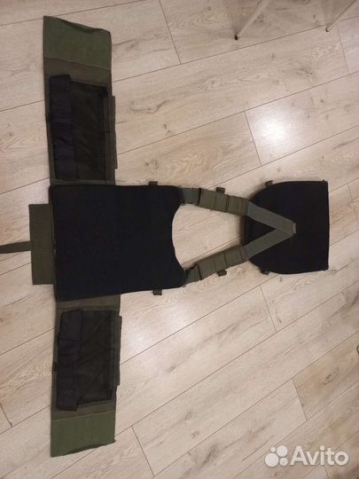 Плитник бронежилет Wartech