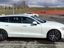 Volvo V60 2.0 AT, 2018, 287 500 км, с пробегом, цена 2 600 000 руб.