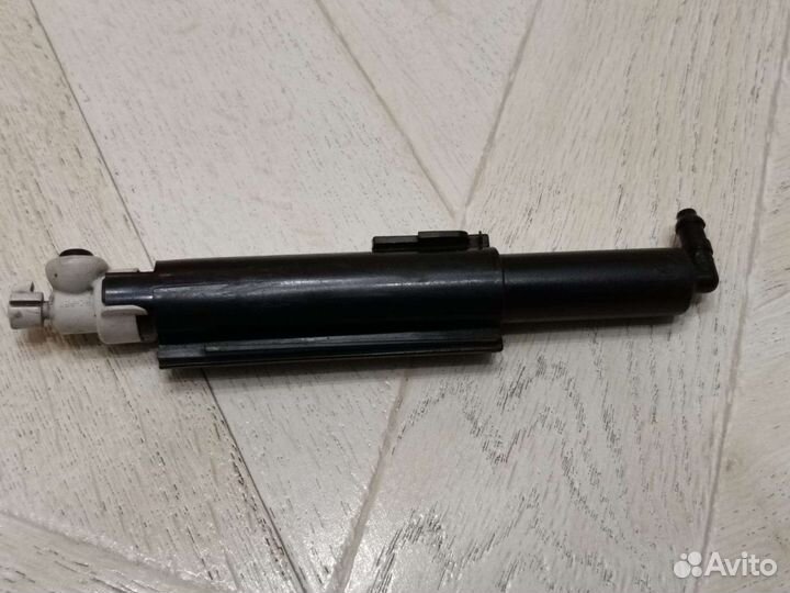 Toyota chr c-hr форсунка омывателя Птф правая