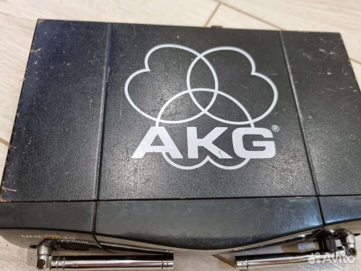 Радиомикрофон AKG PRO