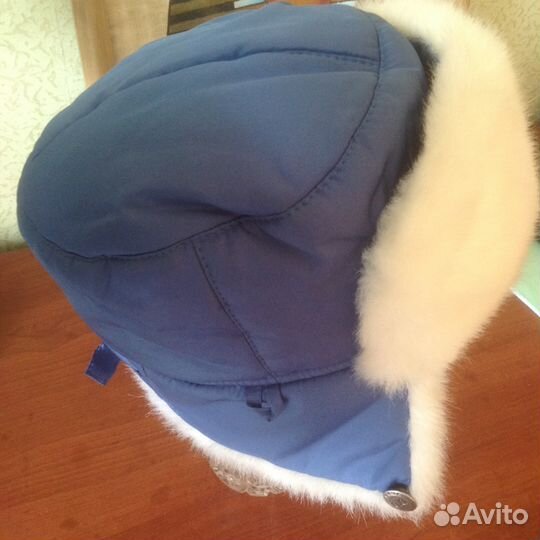 Новая симпатичная зимняя шапочка на мороз