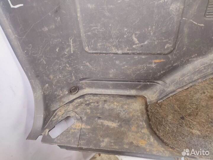 Обшивка багажника Mitsubishi Pajero Sport