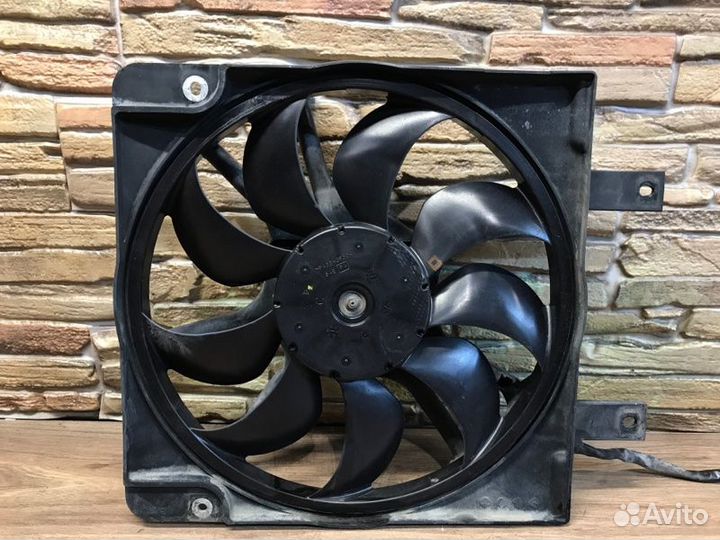 Вентилятор охлаждения радиатора Ваз Приора 2172