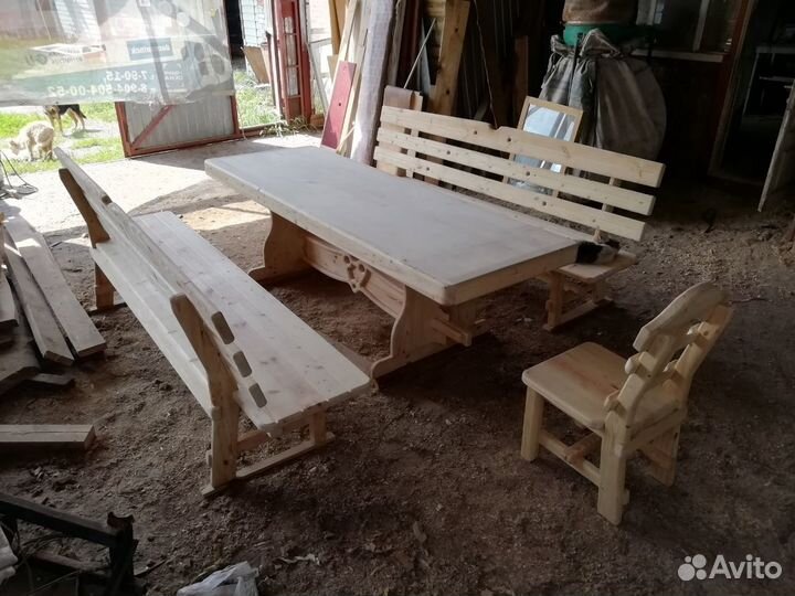 Стол стулья лавочки из масива
