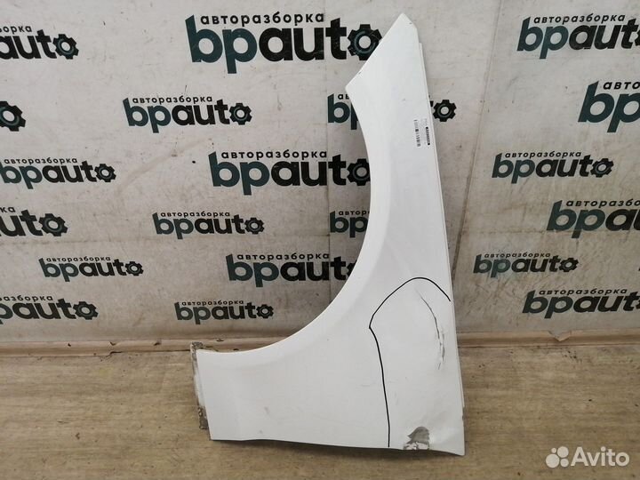 Крыло переднее левое A2128810901 Mercedes-Benz