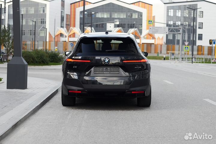 BMW iX AT, 2021, 9 999 км