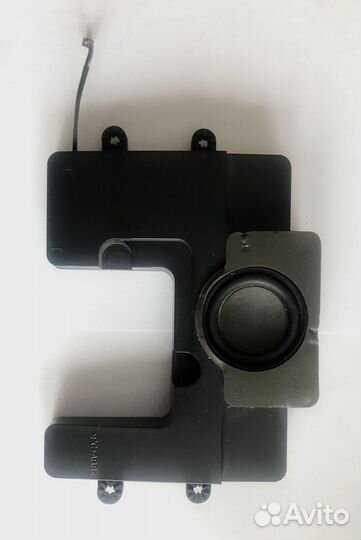 Акустические системы и сабвуфер от Apple Cinema LC