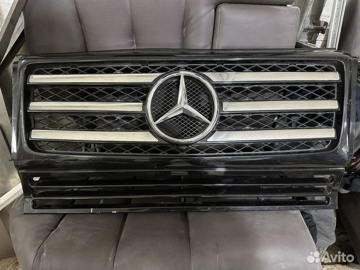 Решетка радиатора mercedes w463 g500 оригинал