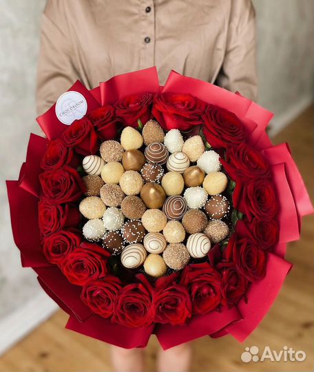 Клубника в шоколаде букеты