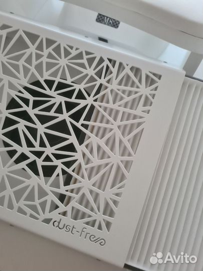 Вытяжка для маникюра dust free