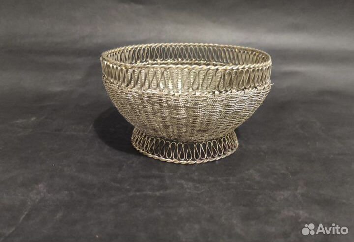 Мельхиоровая конфетница скань