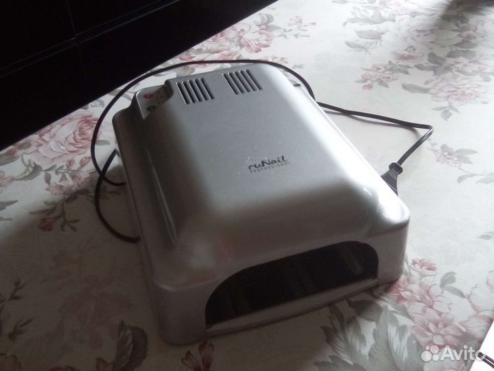 Лампа для маникюра