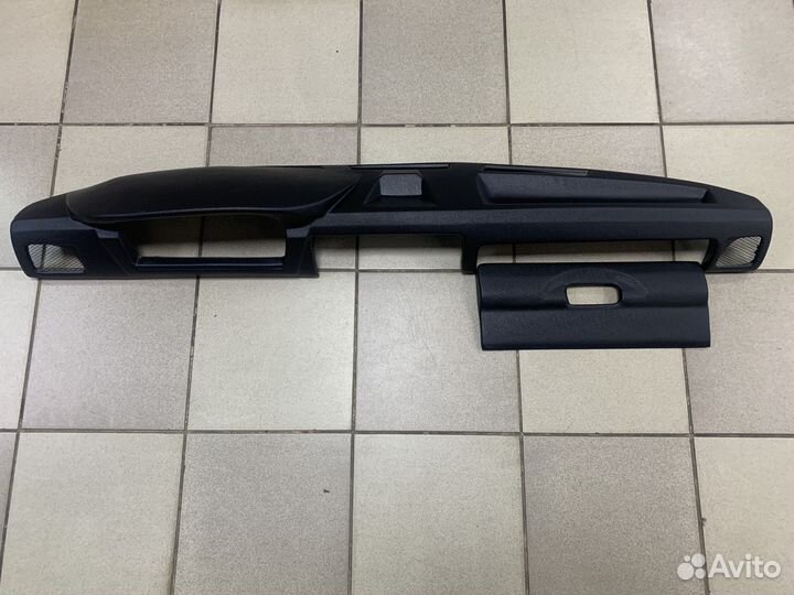 Накладка торпеды панели приборов Нива 21213