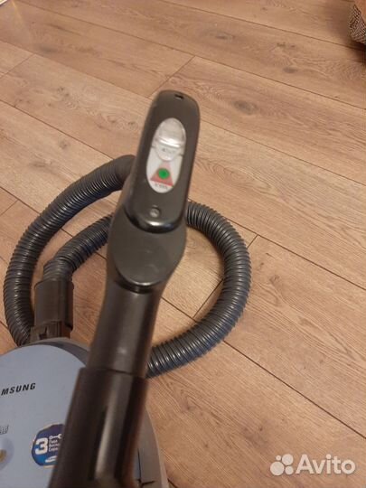 Пылесос Samsung 1800W
