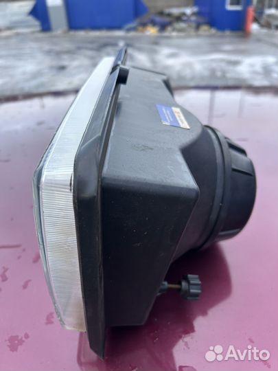 Фара правая ваз 2104-05, 2107