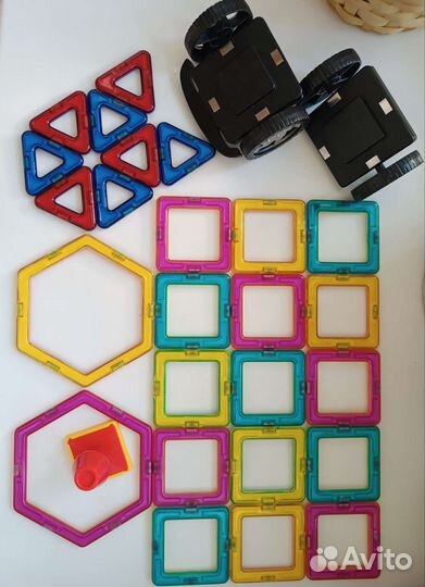 Магнитный конструктор attivio magformers