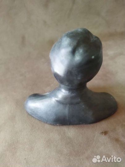 Бюст Есенин