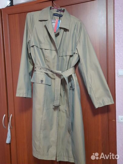 Плащ женский