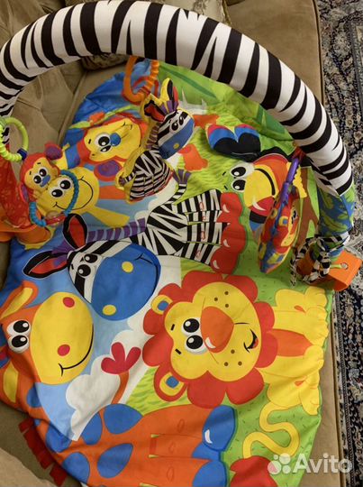 Развивающий коврик