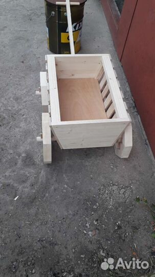 Телега деревянная декоративная