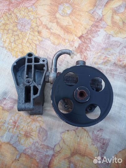 Насос гур Opel,Chevrolet 13273781