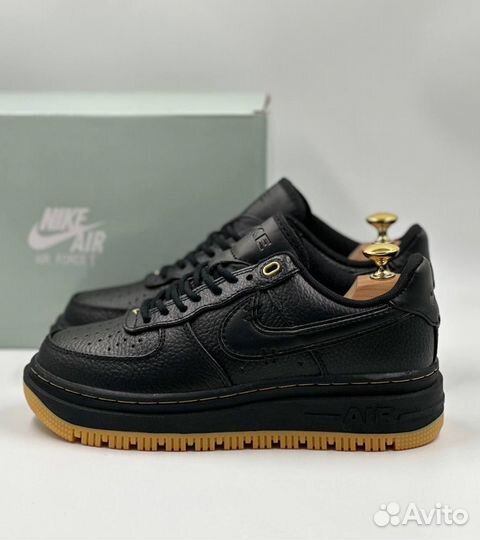 Классические Черные Nike Air Force 1 Low Luxe Gum