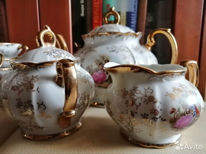 Чайный сервиз на 6 персон: перламутровая Мадонна