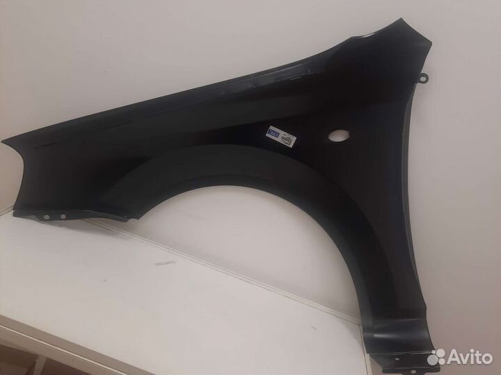 Переднее правое крыло Chevrolet lacetti седан