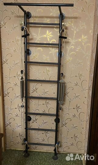 Шведская стенка с турником