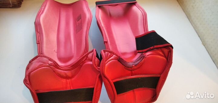 Защита для ног единоборства