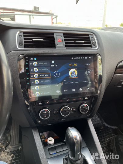 Магнитола на volkswagen jetta 6 2гб+32гб Carplay