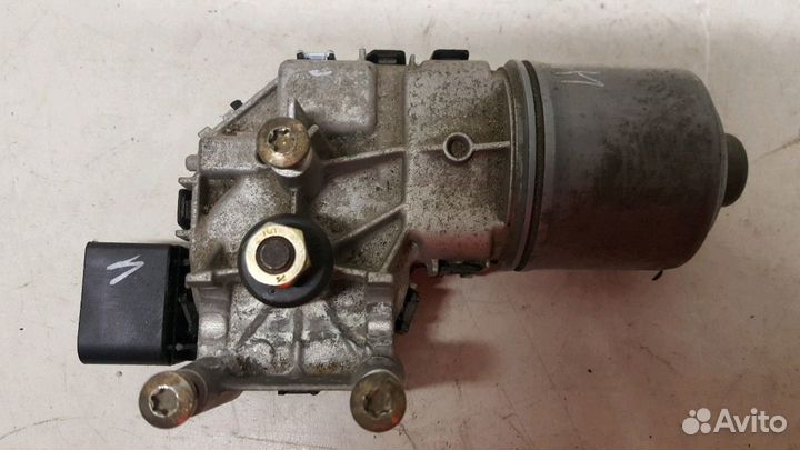 Мотор трапеции стеклоочистителя А4 8Е. 8Е1955119B0