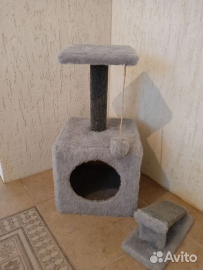 Домик для кошки с когтеточкой