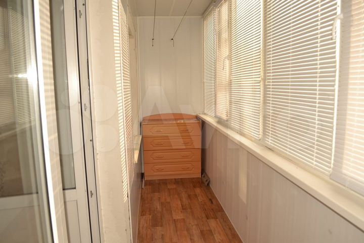 2-к. квартира, 52 м², 1/2 эт.